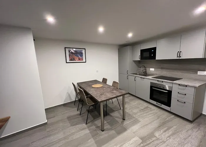 Les Orangers Apartment