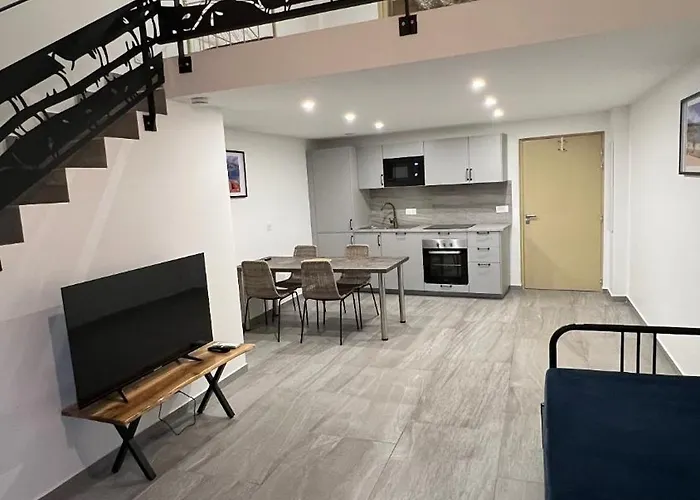 Apartman Les Orangers *